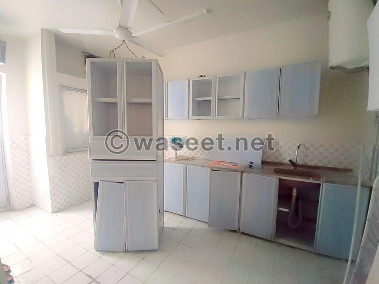 6 bedroom house for rent in Isa Town  4
