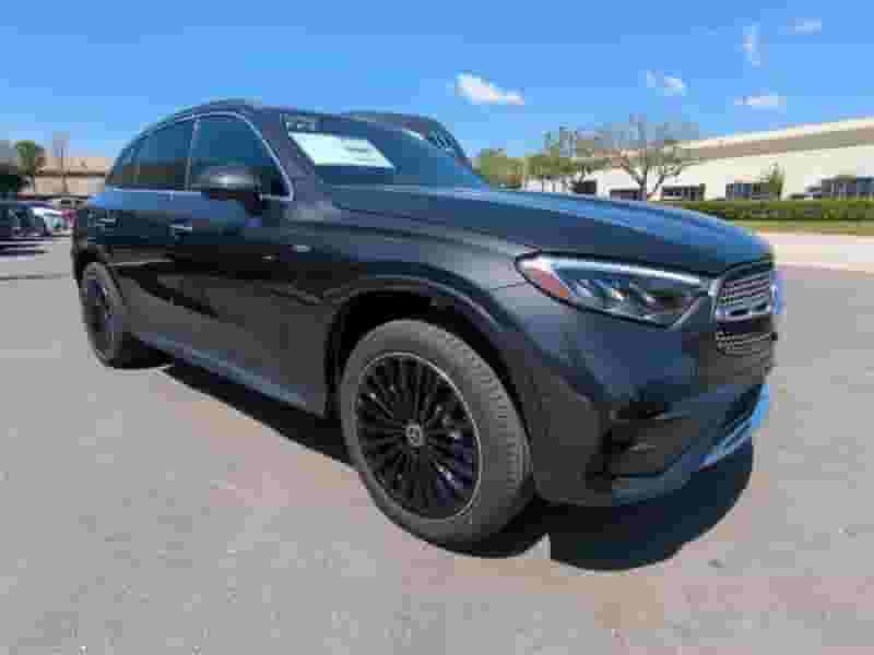 مرسيدس بنز2025 GLC 350e 