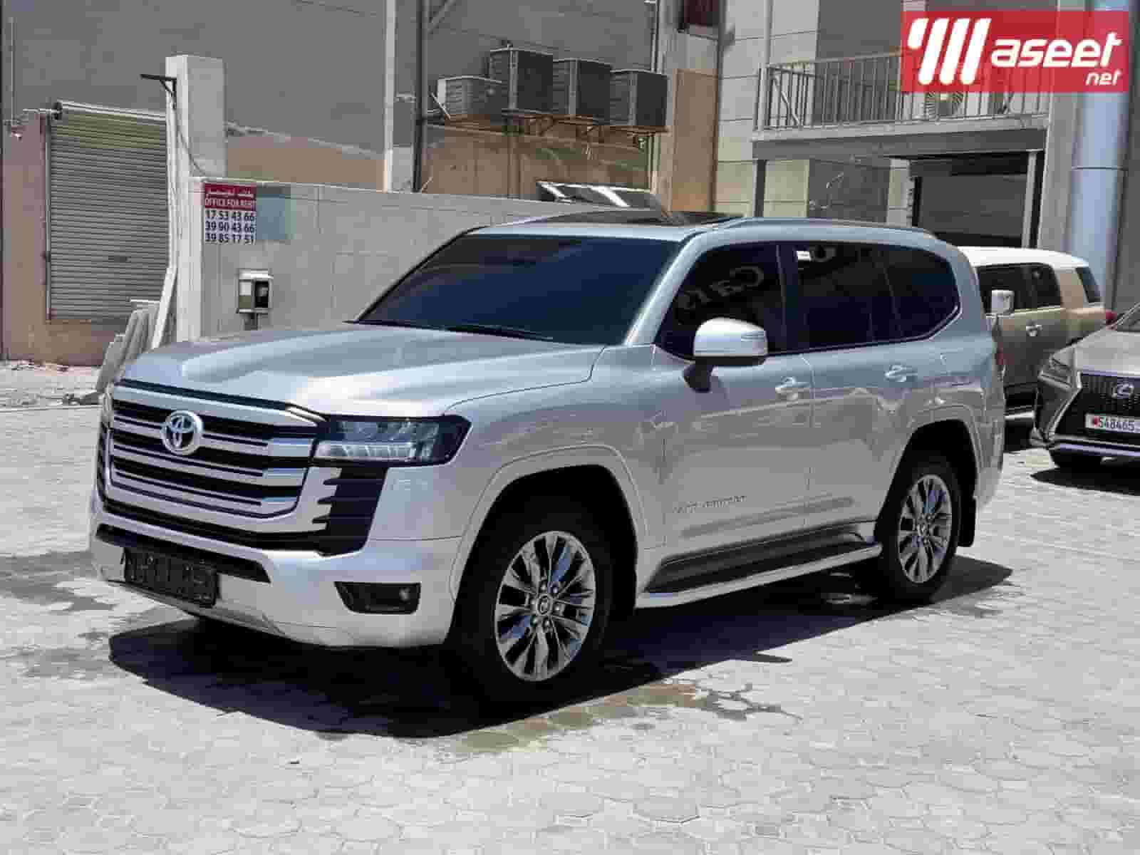 تويوتا لاند كروزر GX-R 2025