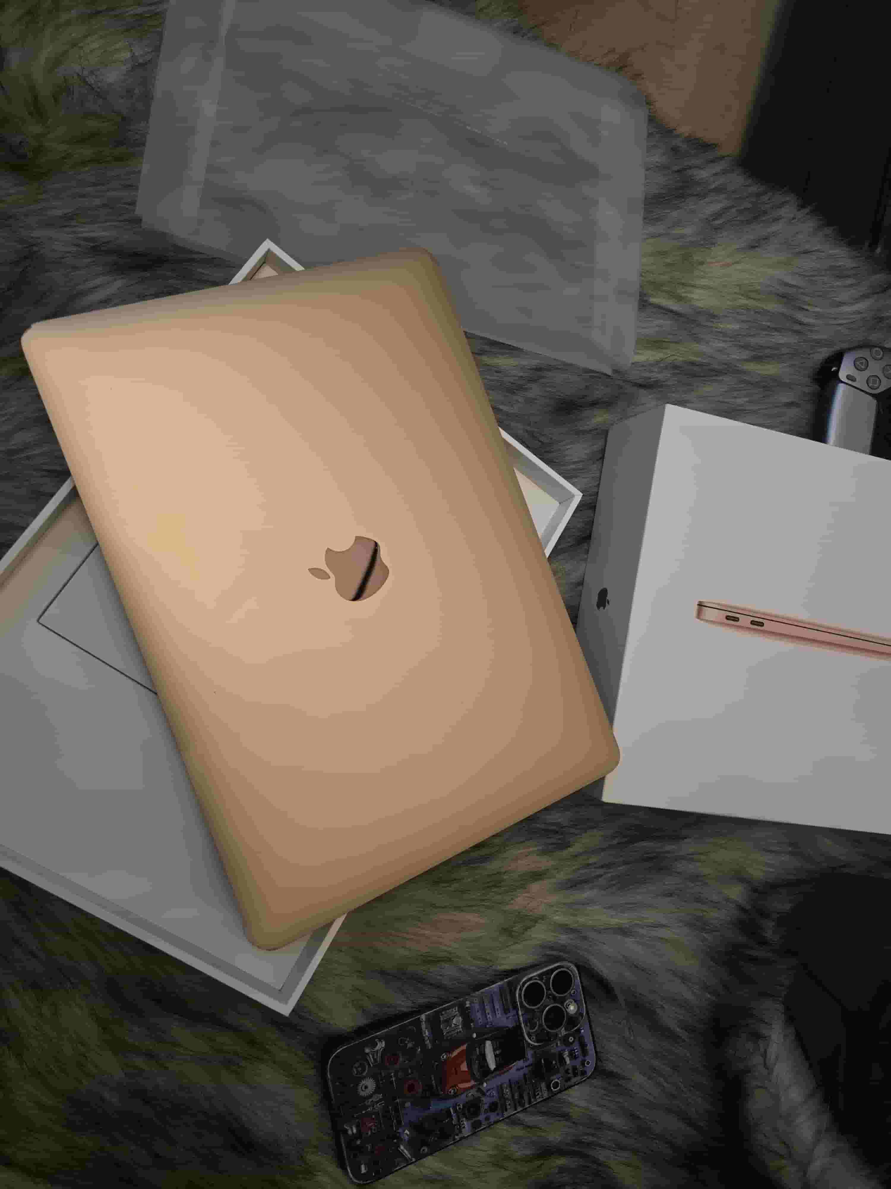 Apple MacBook Air M1