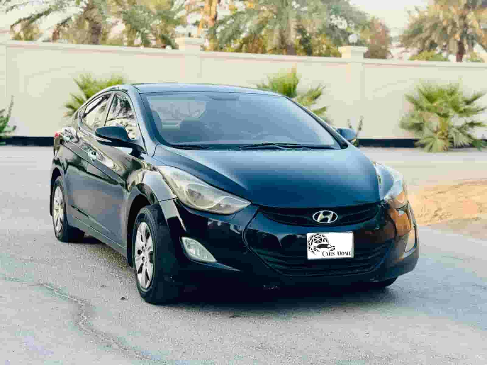 هيونداي إلنترا 2012