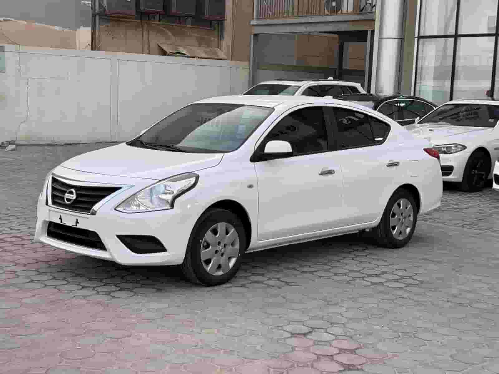 Nissan Sunny 2024 (White)