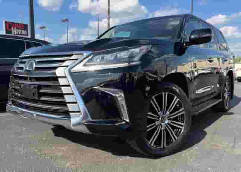 Lexus LX 570 model 2021 