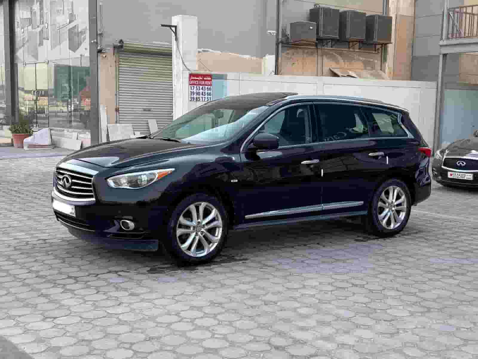 Infiniti JX-35/ 2013 