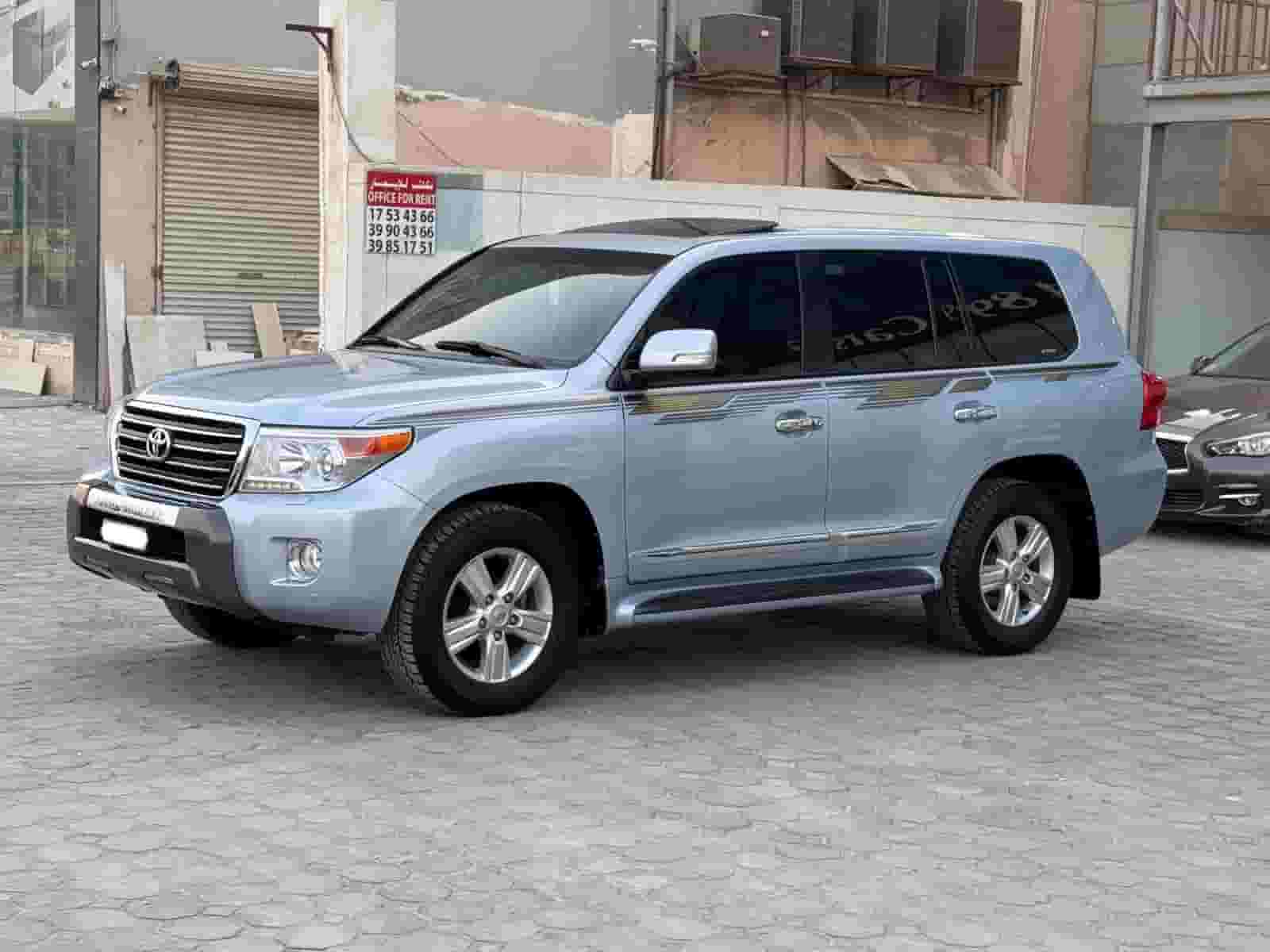 Toyota Land Cruiser GXR 2013