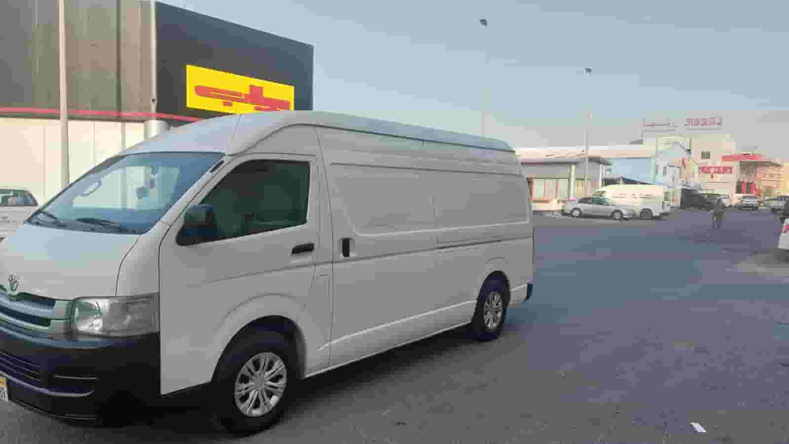 Toyota Hiace 2016