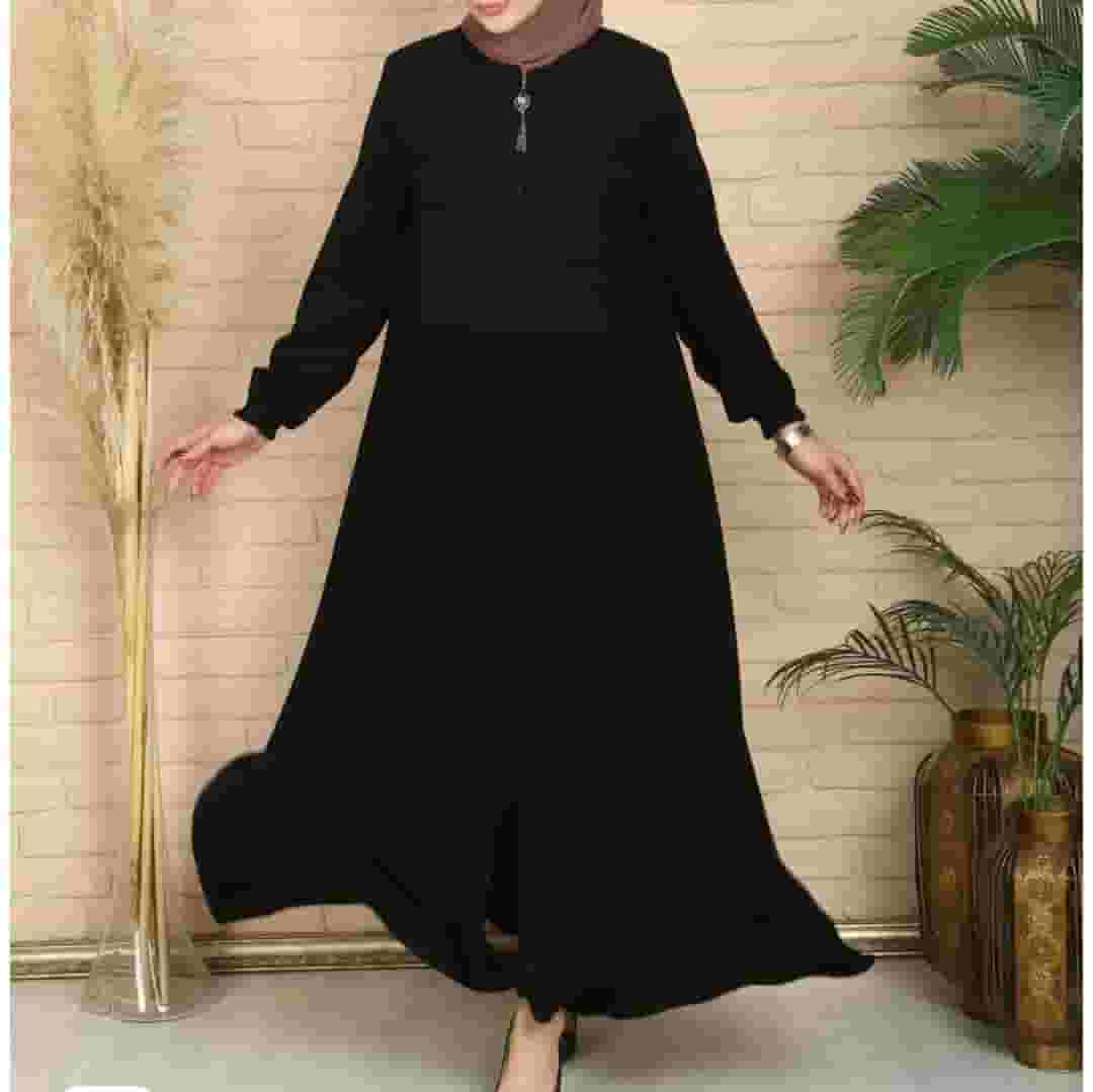 Wide abayas are very chic