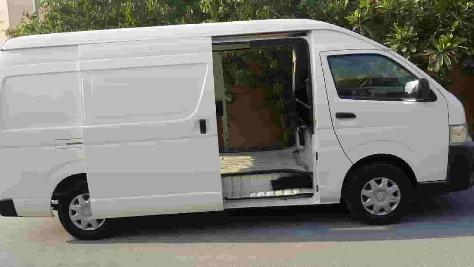 Toyota Hiace 2016
