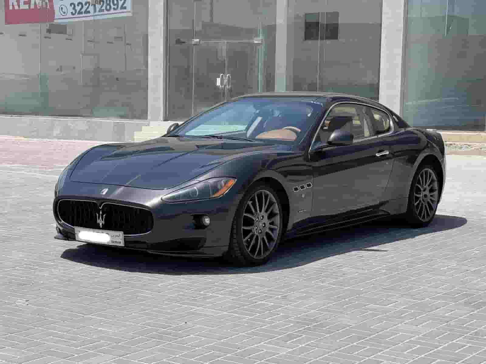 Maserati GranTurismo 2012 (black)