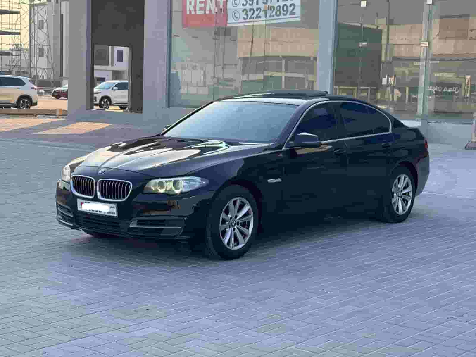 بي إم دبليو 520i 2015