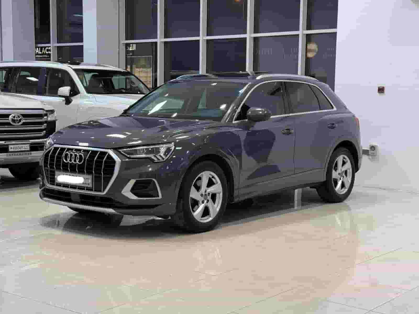 Audi Q3 2021  