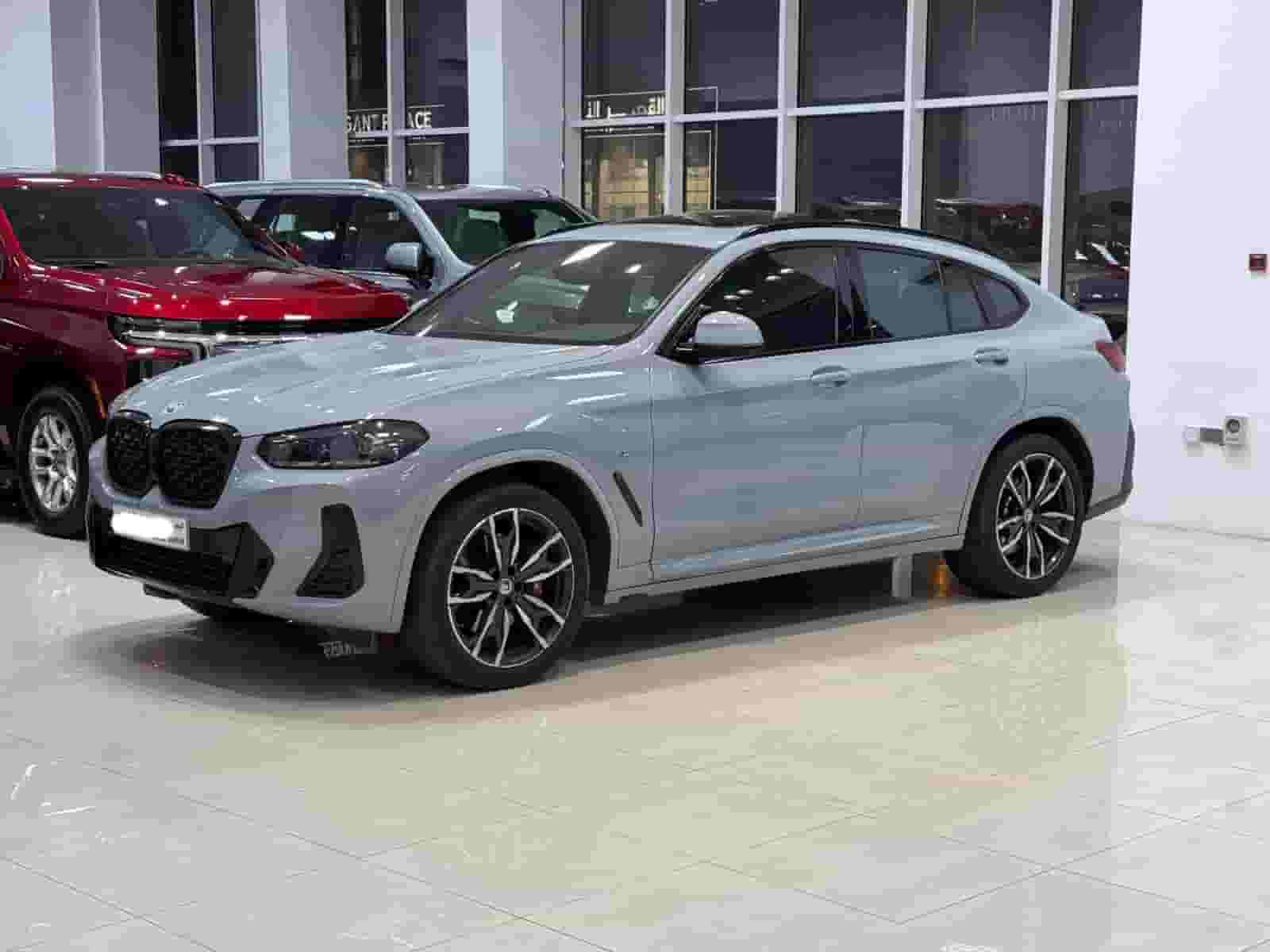 BMW X4 model 2023