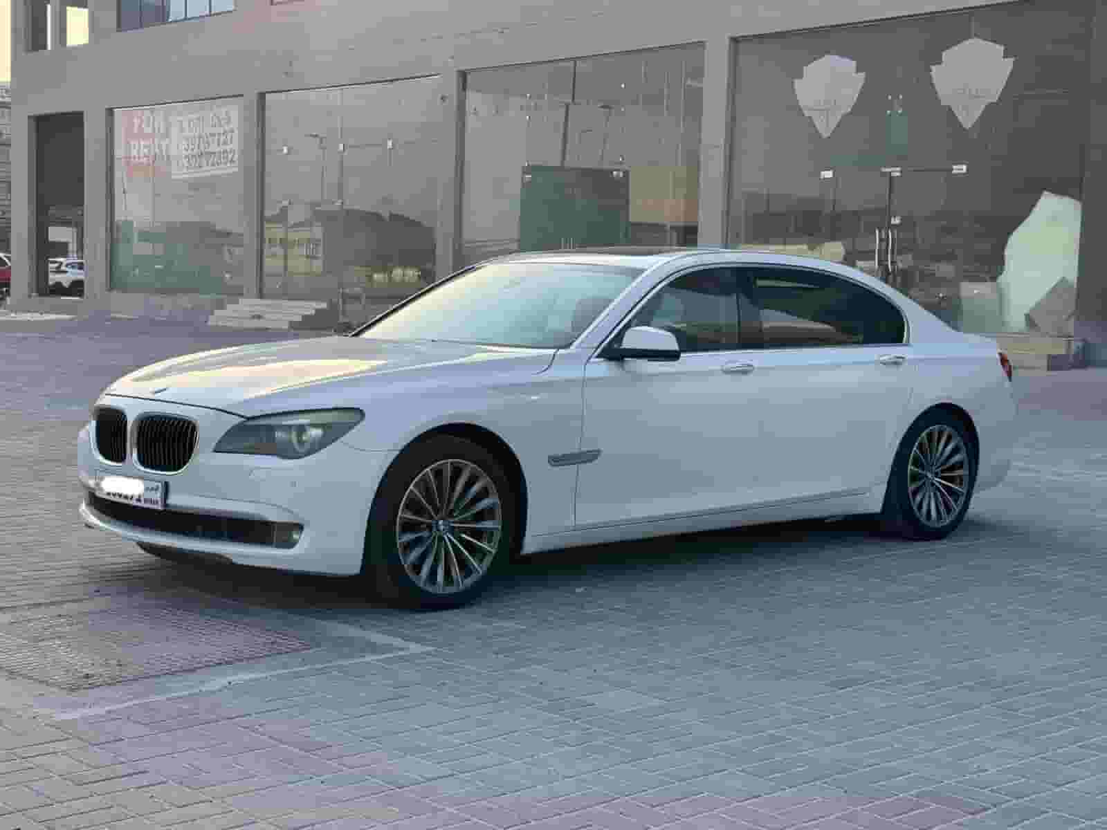 BMW 740Li 2011 