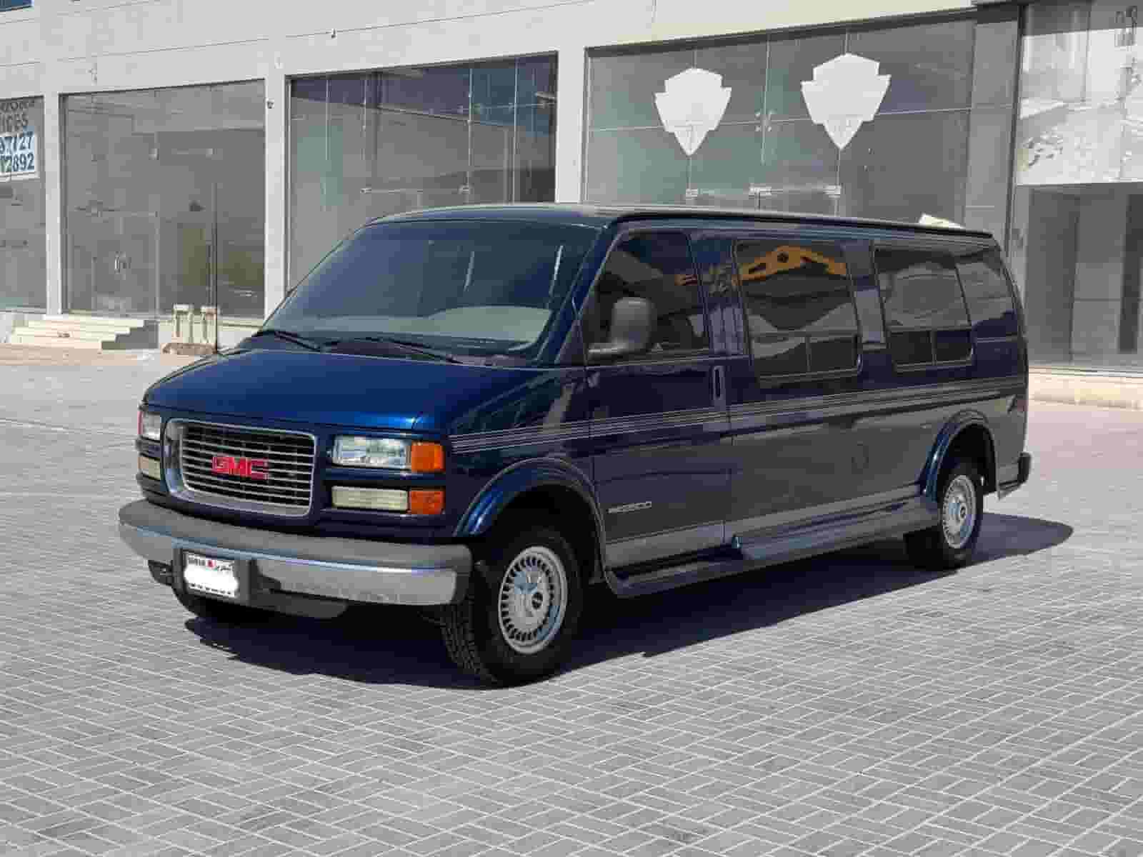 GMC Savana 2001 (Blue)
