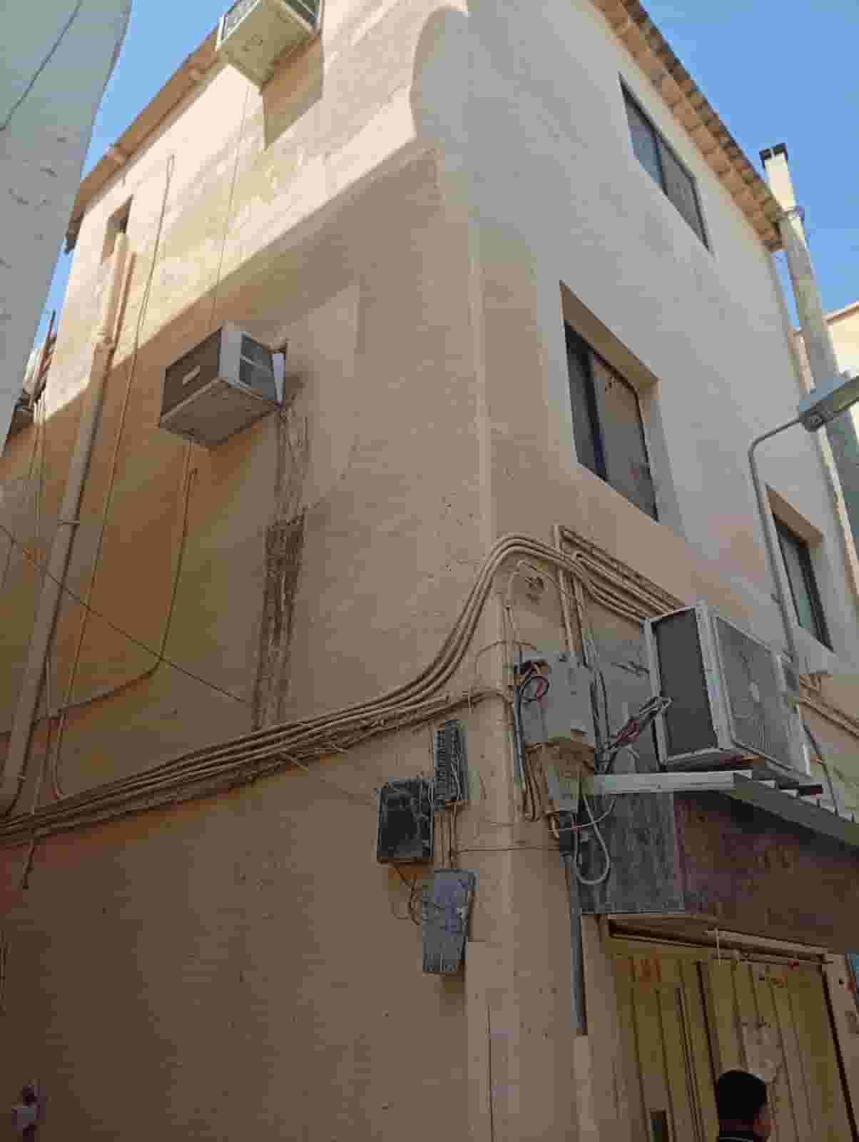 House for sale in Manama market