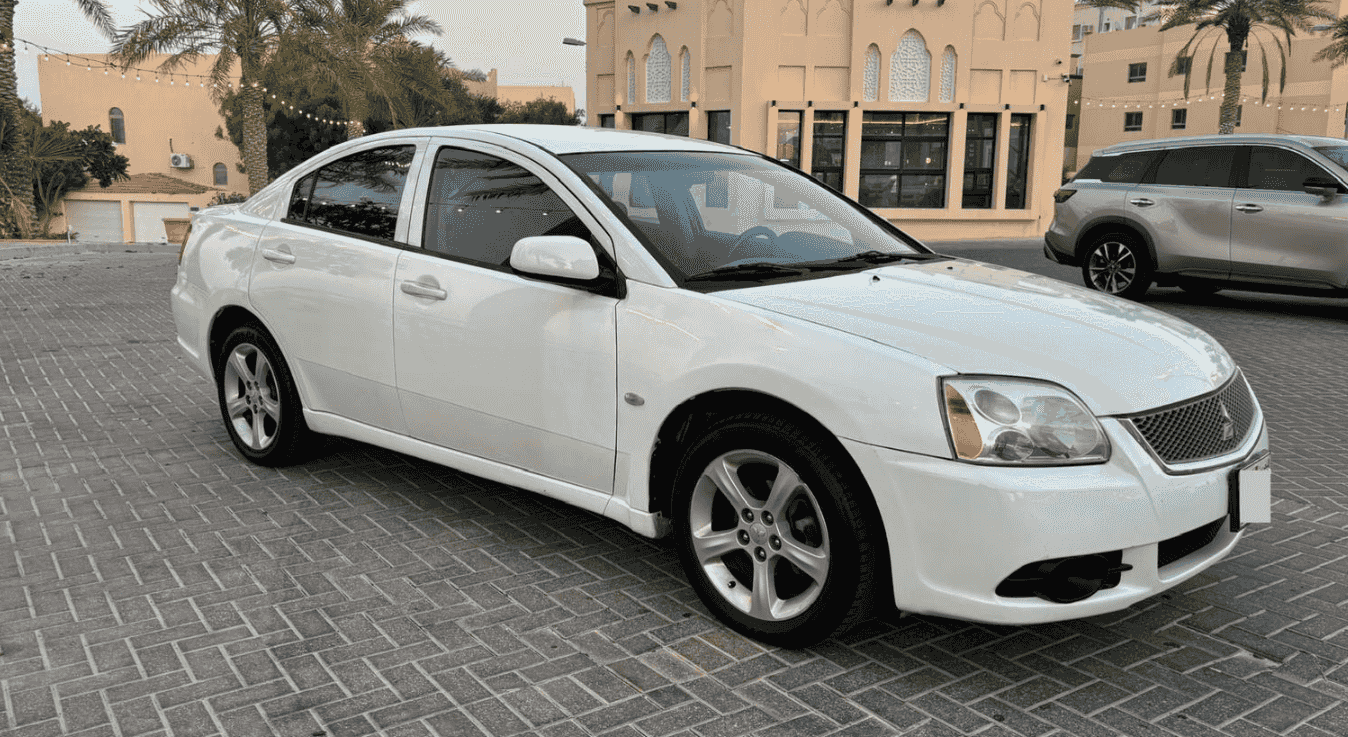 MITSUBISHI GALANT 2013