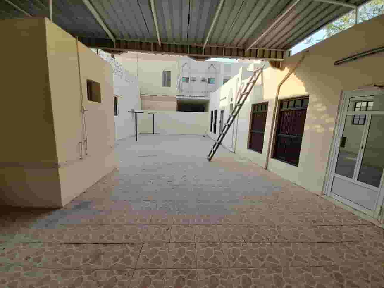 للايجار بيت في قلالي