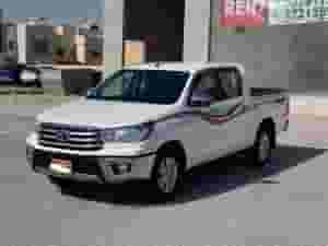 Toyota Hilux SR5/2020 (White)