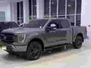Ford F-150 Laret 2022  