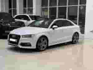 أودي A3/2015 (أبيض)