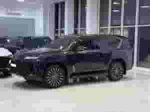 Lexus LX-600 VIP Black Edition 2025