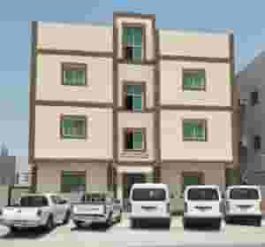 للبيع بناية في العكر الغربي موقع جدا مميز