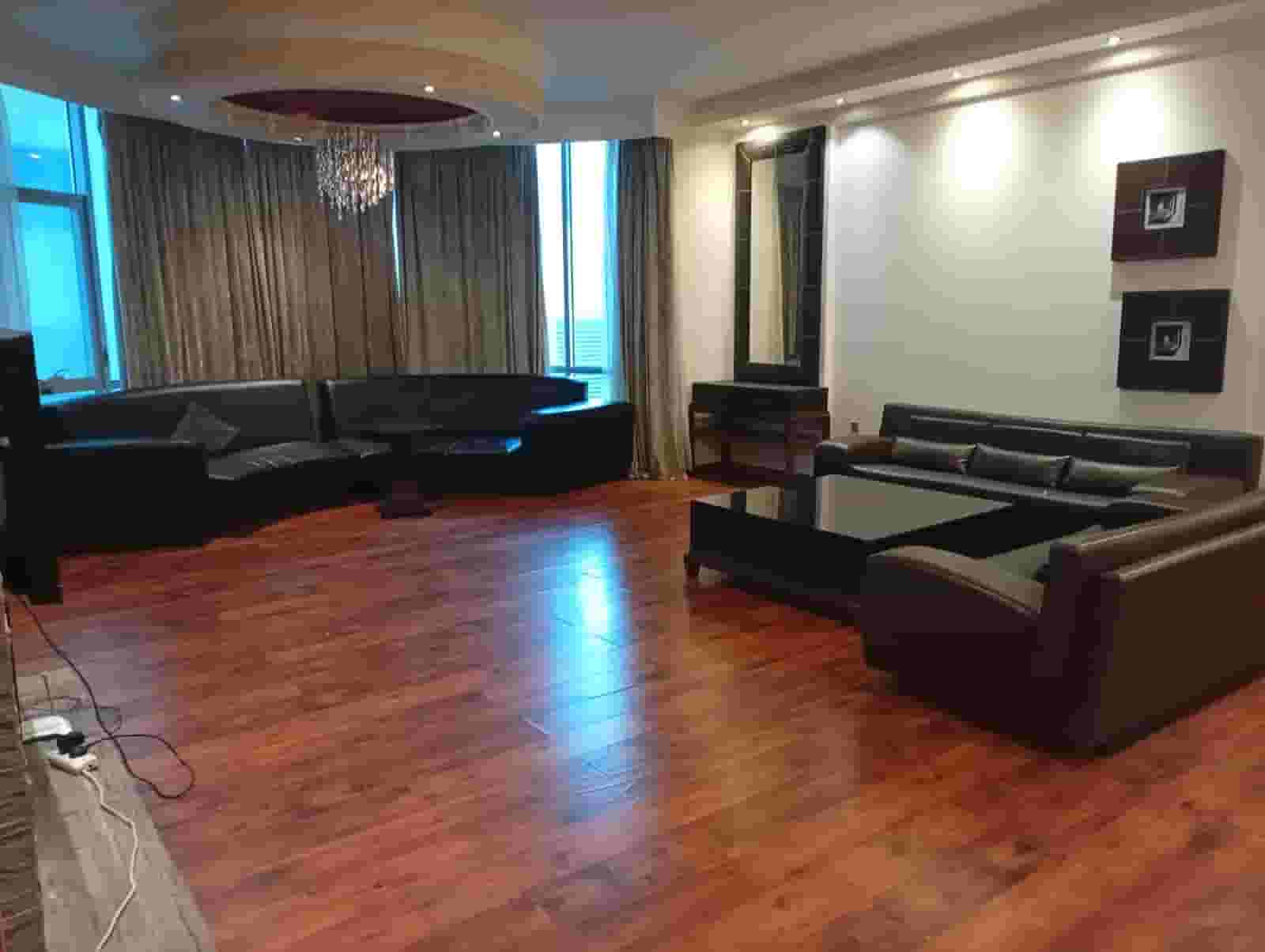 شقه للايجار بمنطقة الجفير 340 شامل الكهرباء