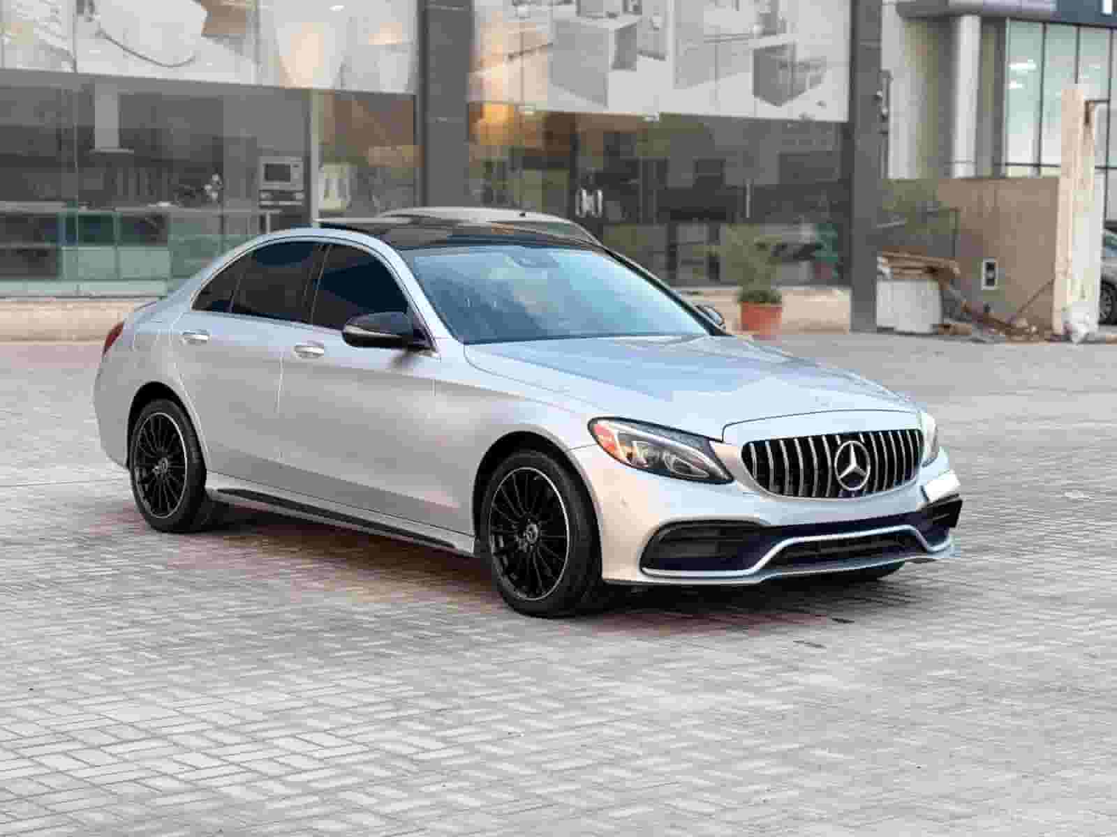 Mercedes Benz C-300 2016 