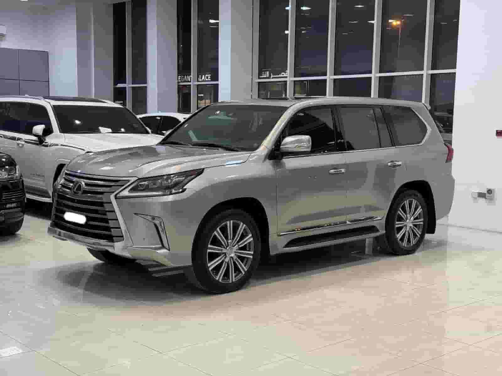 Lexus LX-570 2017