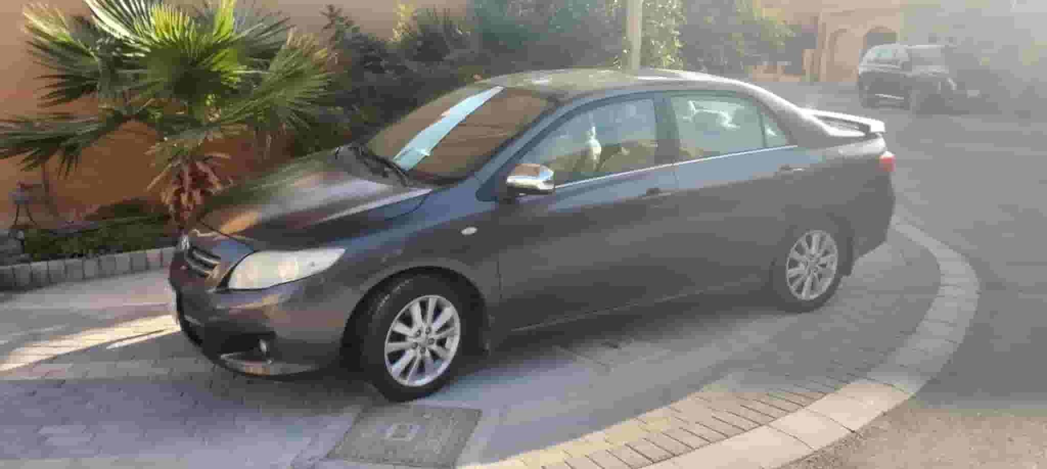 TOYOTA COROLLA 2010