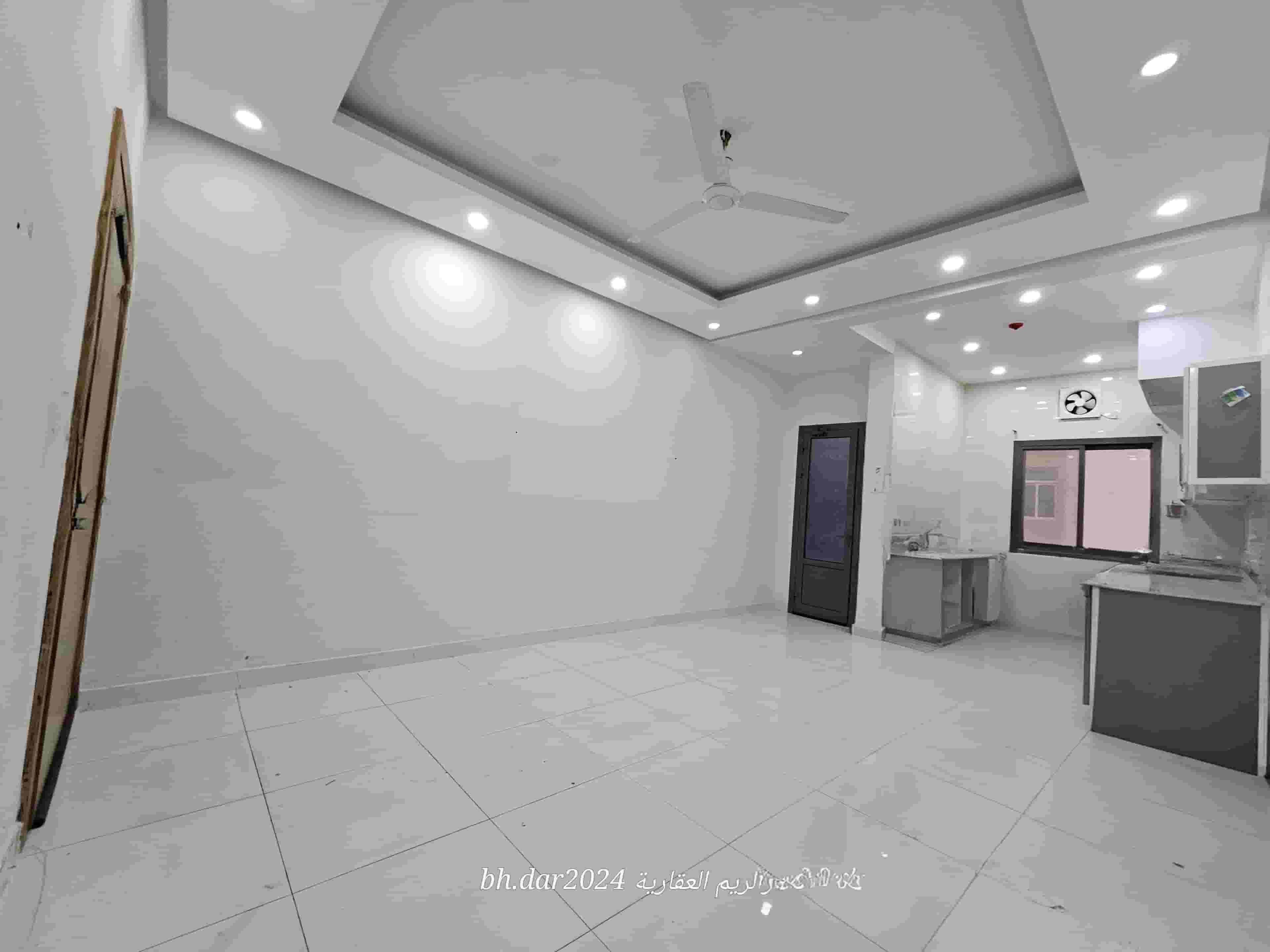 An elegant apartment for rent for the second resident of Busaiteen