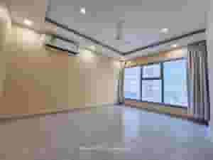 An elegant semi-furnished apartment for rent, including electricity, in Hidd