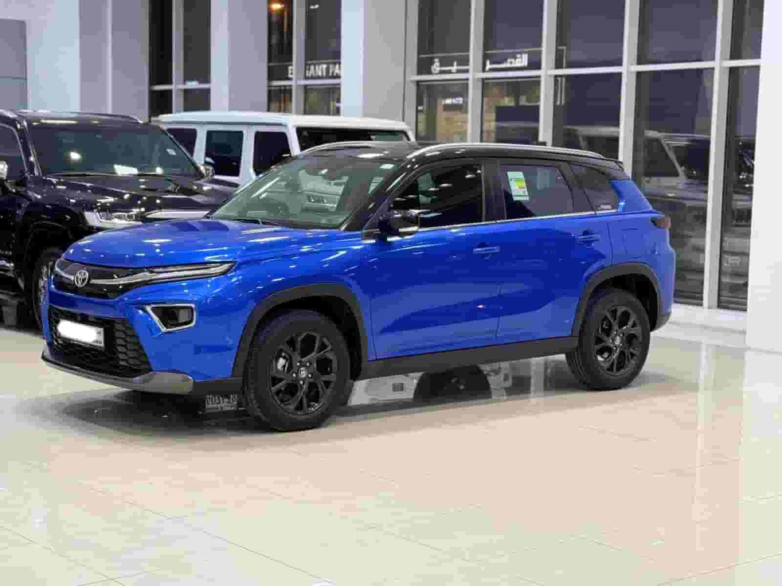 Toyota Aurion Cruiser 2025 (Blue)