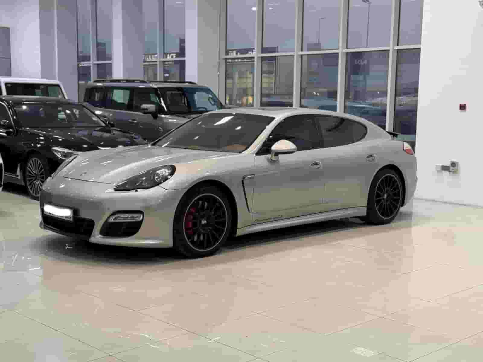 2013 Porsche Panamera GTS 