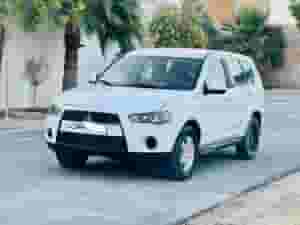 Mitsubishi Outlander 2011