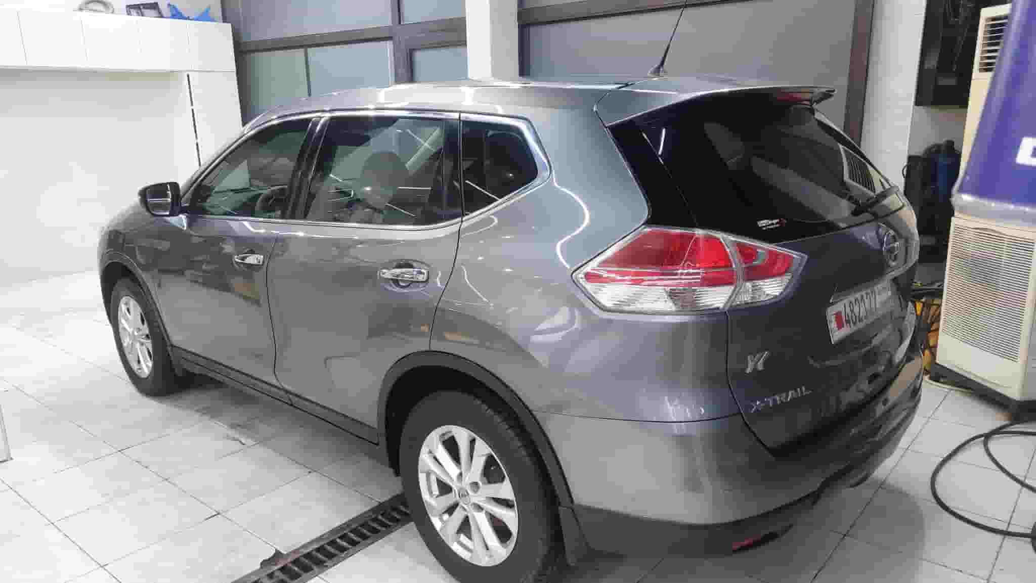 سيارة جيب نيسان إكس-تريل 