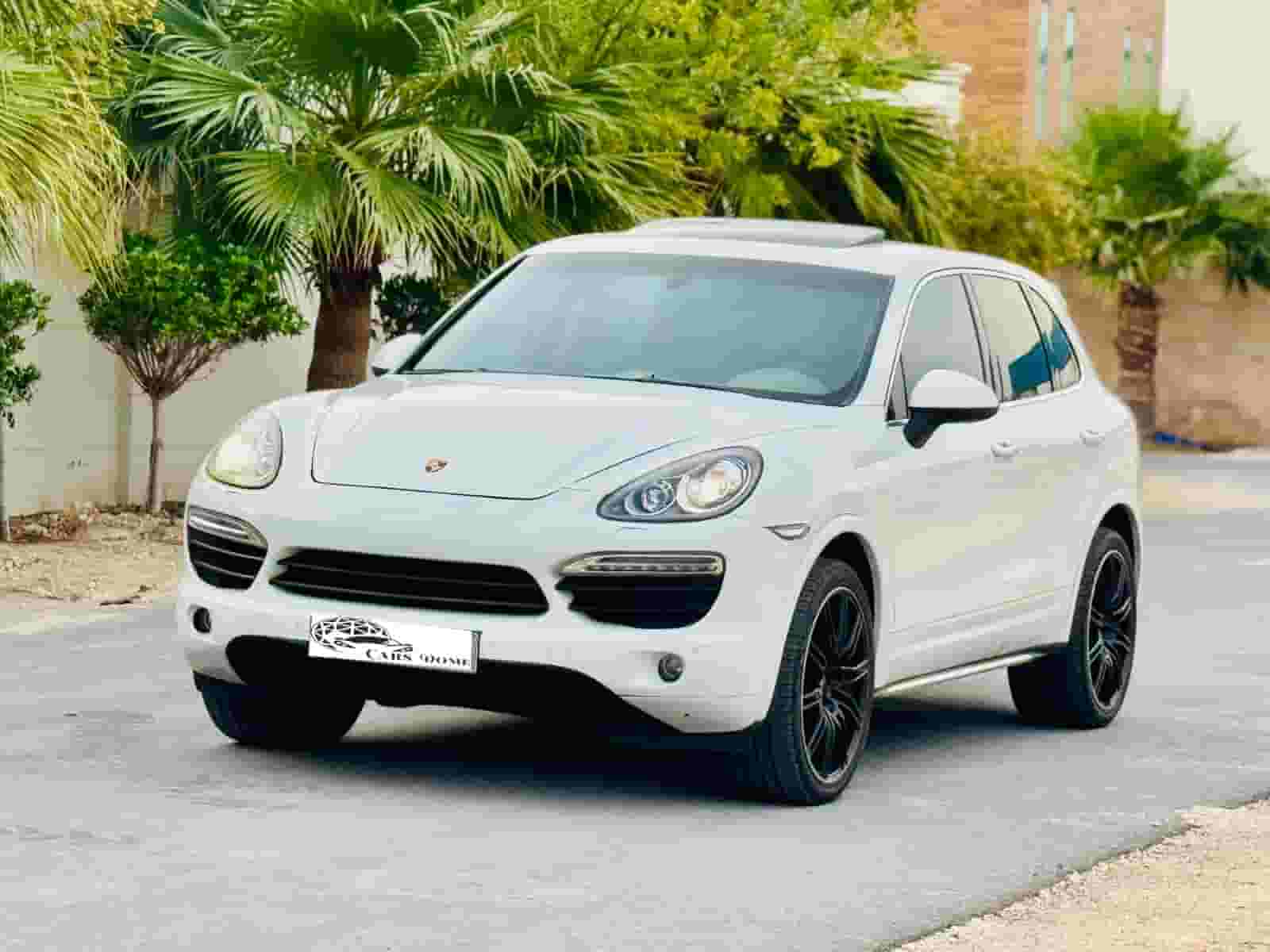 Porsche Cayenne S 2013 Full Option