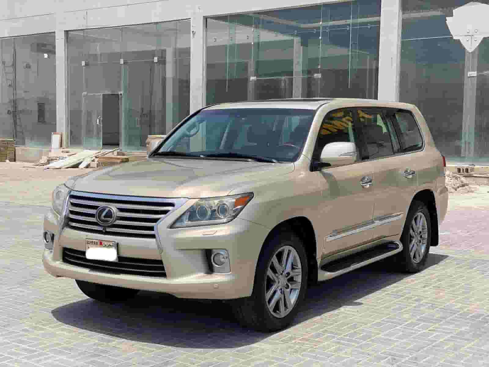 لكزس LX-570 2012