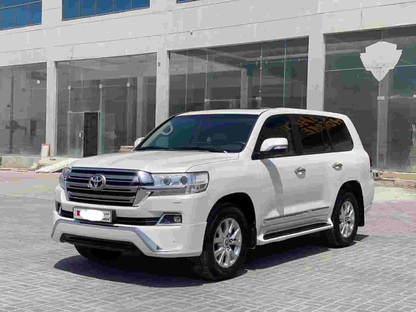 Toyota Landcruiser GX-R 2018 (Pearl)