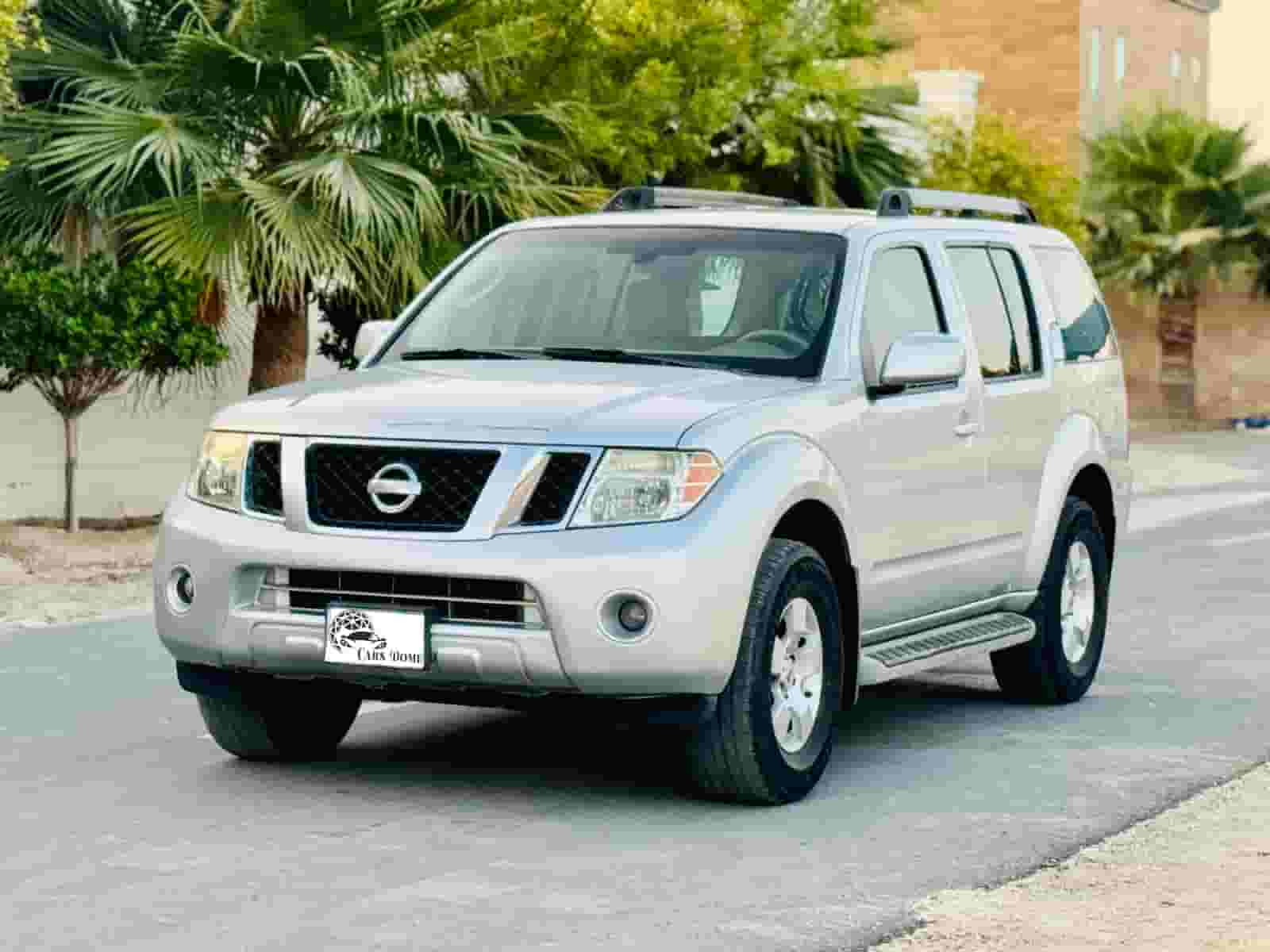 Nissan Pathfinder 2011