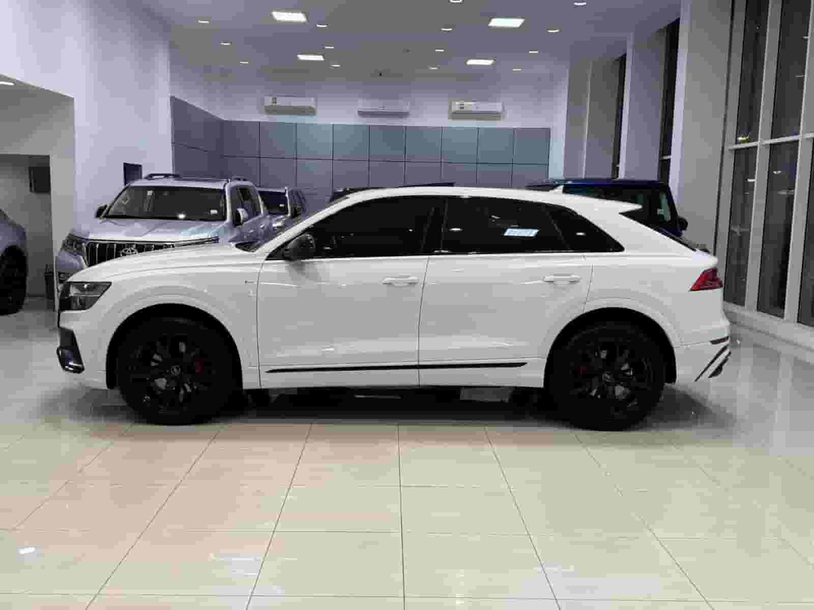أودي Q8 إس لاين 2021