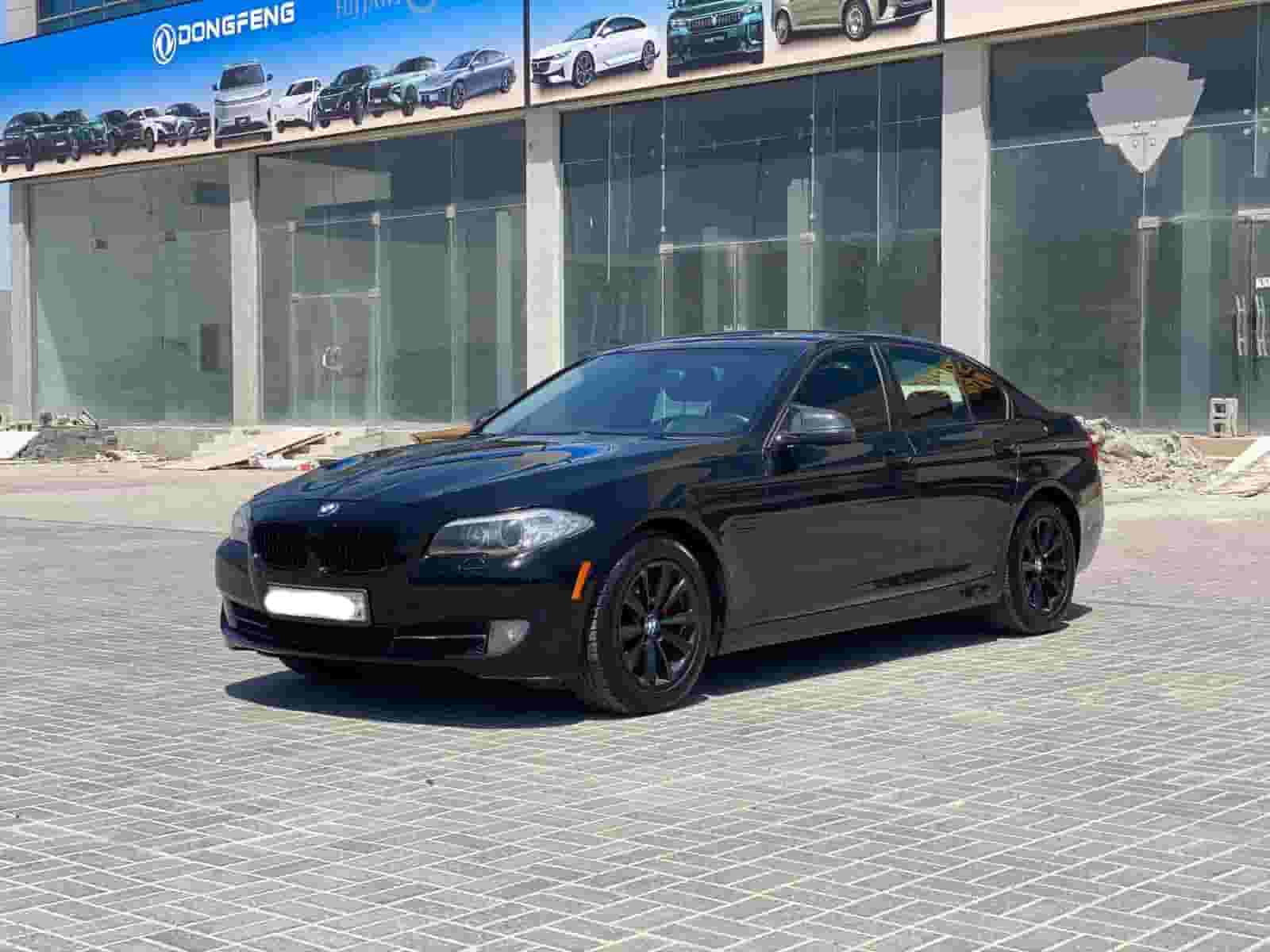 بي إم دبليو 528i 2015