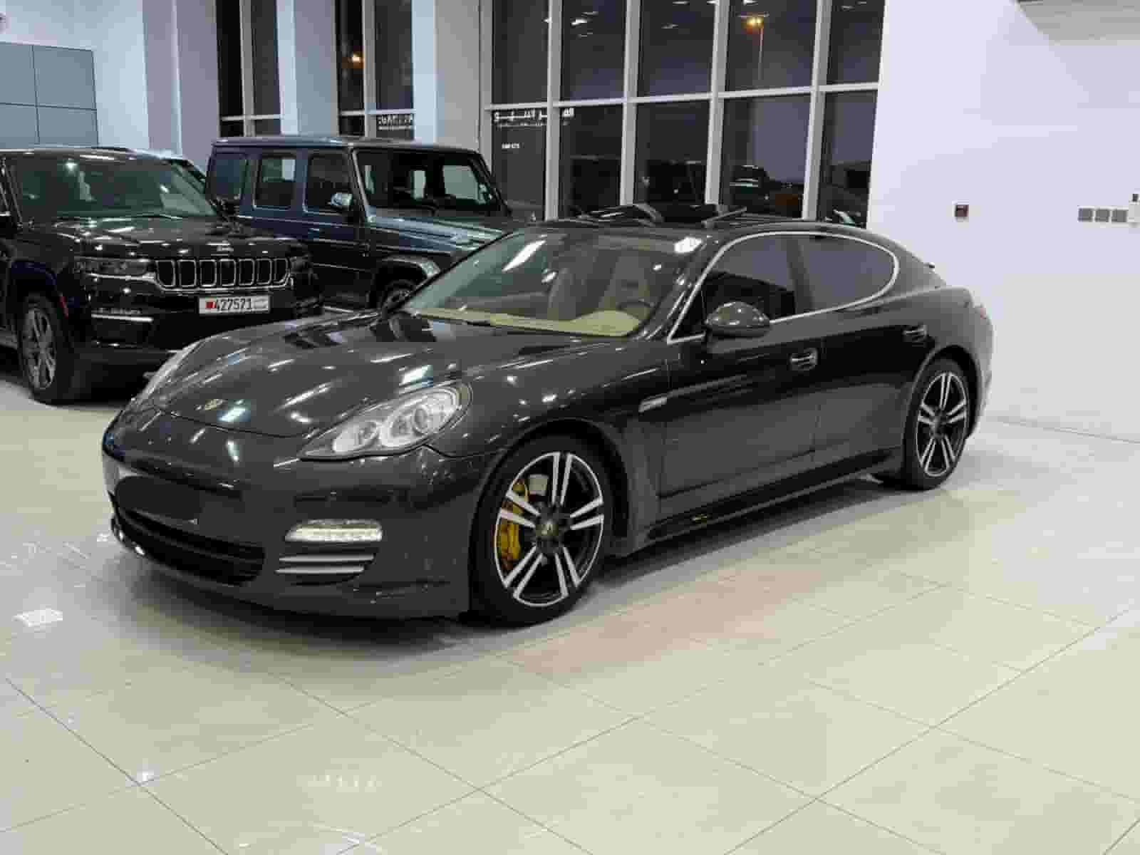 Porsche Panamera S 2010 (Grey)