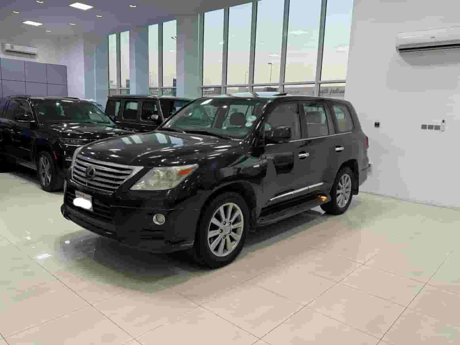 Lexus LX-570 2010