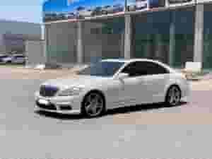 مرسيدس بنز S-63 AMG 2011 (أبيض)