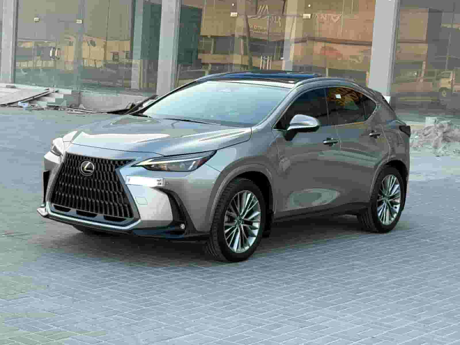 Lexus NX-350 2025