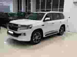 Toyota Land Cruiser GX-R 2020 (White)