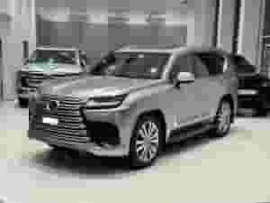 Lexus LX-600 2023 