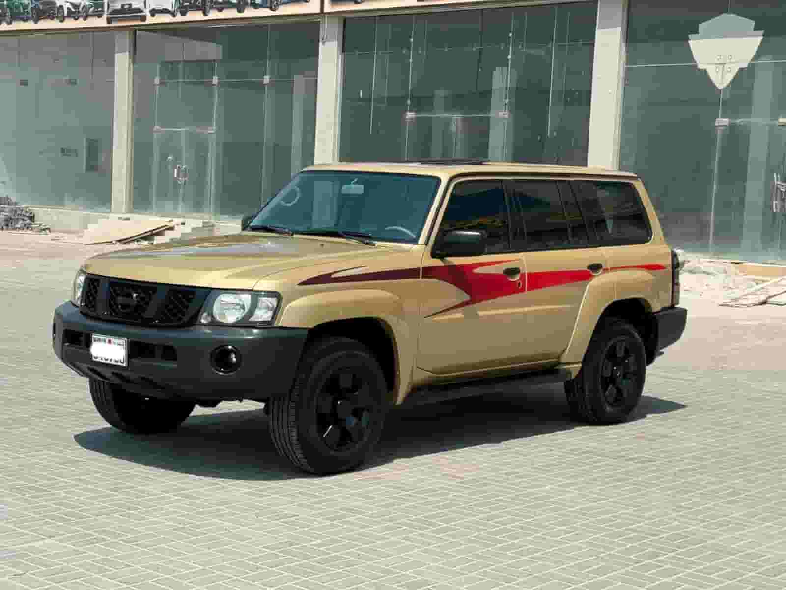 Nissan Patrol Safari 2008 (Beige)