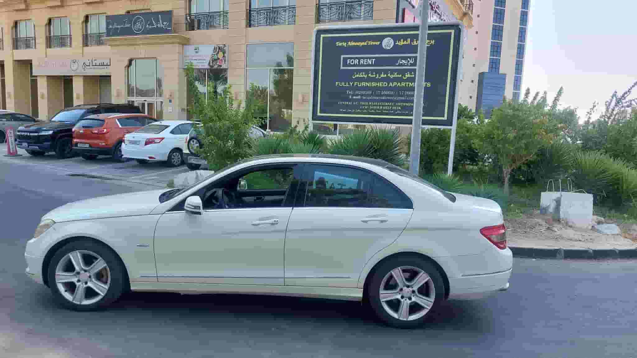مرسيدس بنز E-230 2009